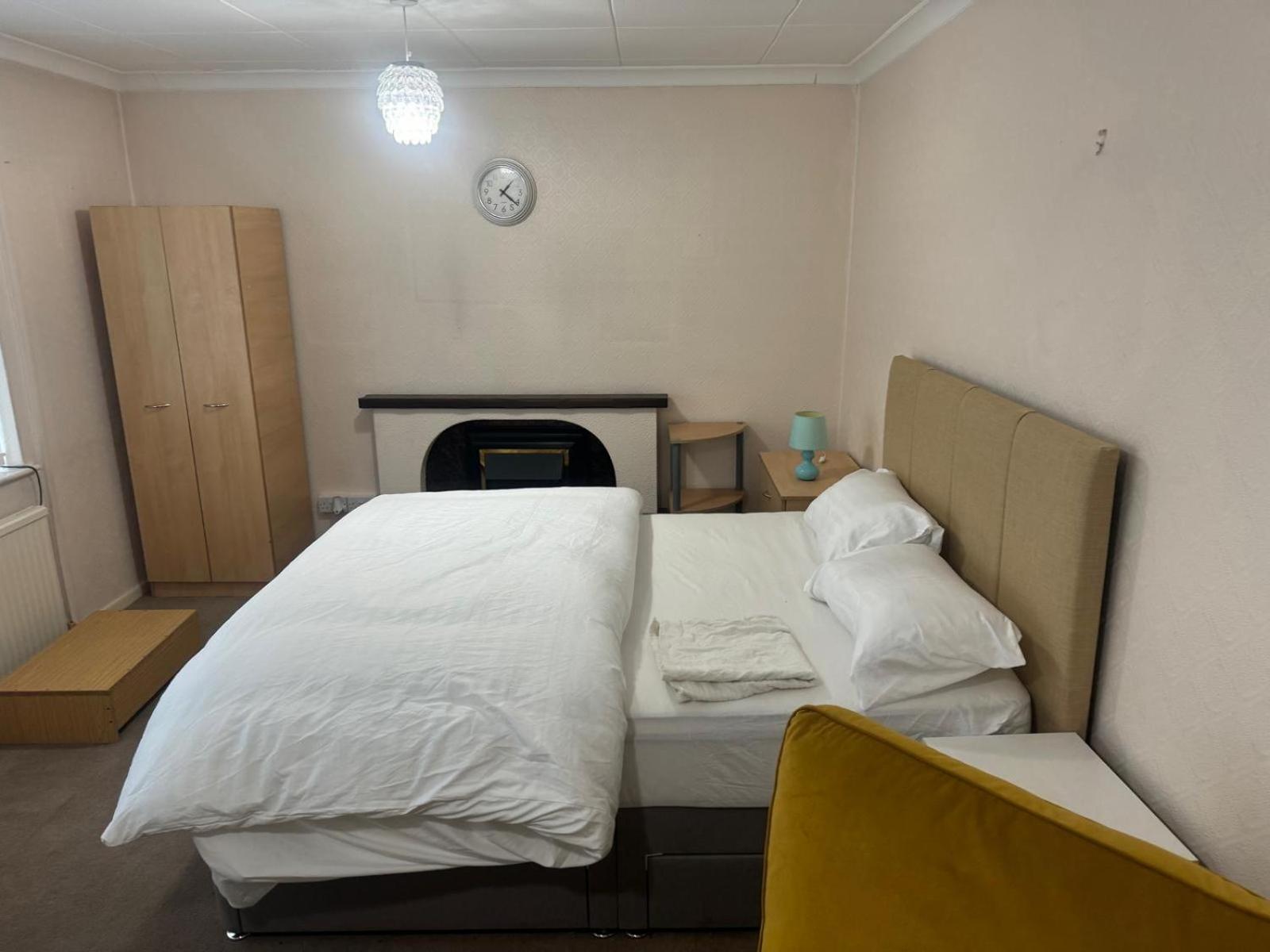 Komegloba Exquisite Room Manchester Exterior foto
